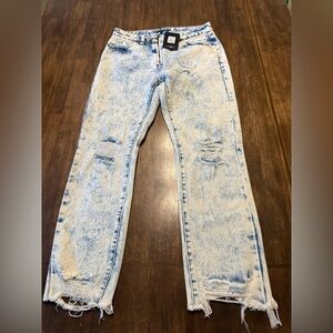 Fashion Nova All Over It Boyfriend Bleach Blue Wash Jeans Women’s SZ 3 New